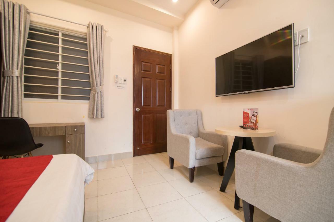 Reddoorz @ Hai Ba Trung Street Ho Chi Minh-stad Buitenkant foto