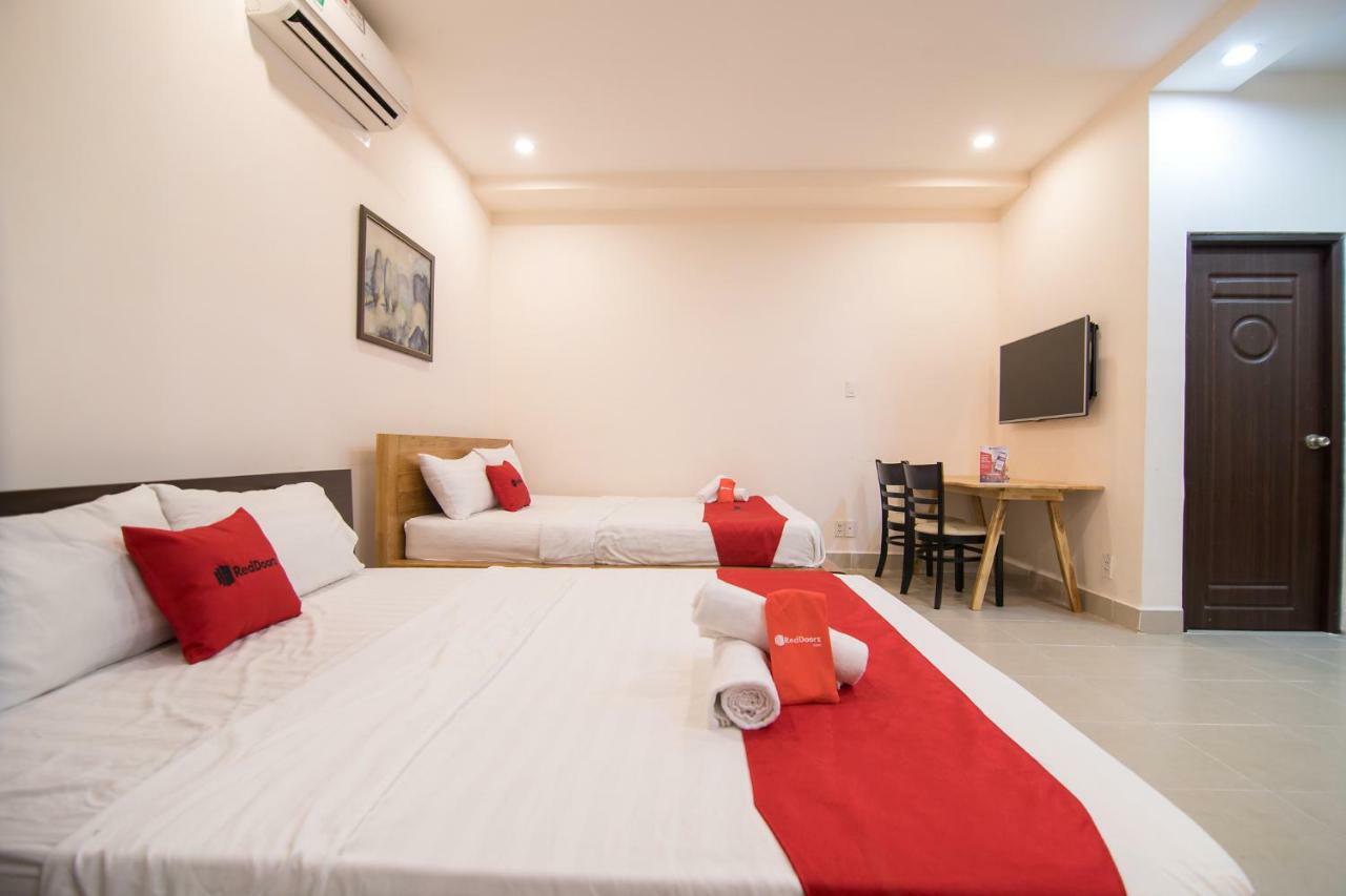 Reddoorz @ Hai Ba Trung Street Ho Chi Minh-stad Buitenkant foto