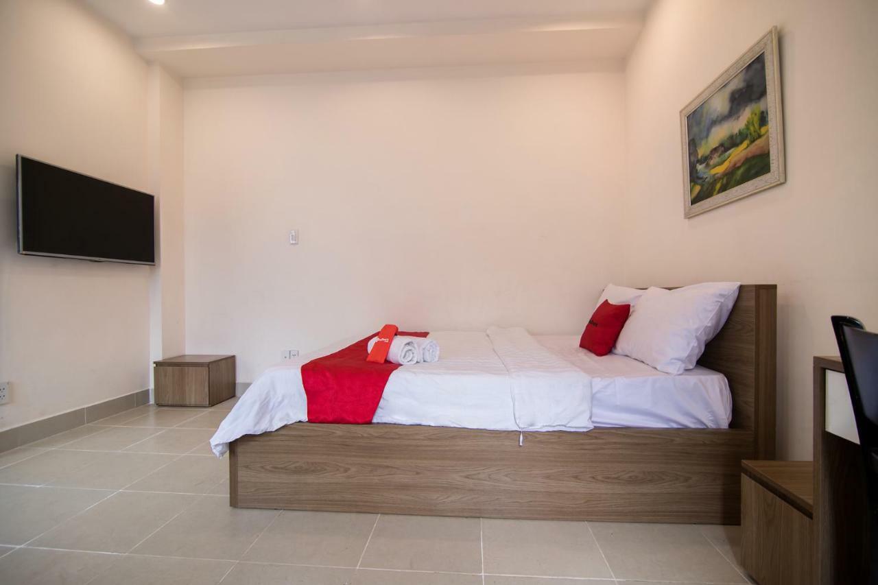 Reddoorz @ Hai Ba Trung Street Ho Chi Minh-stad Buitenkant foto