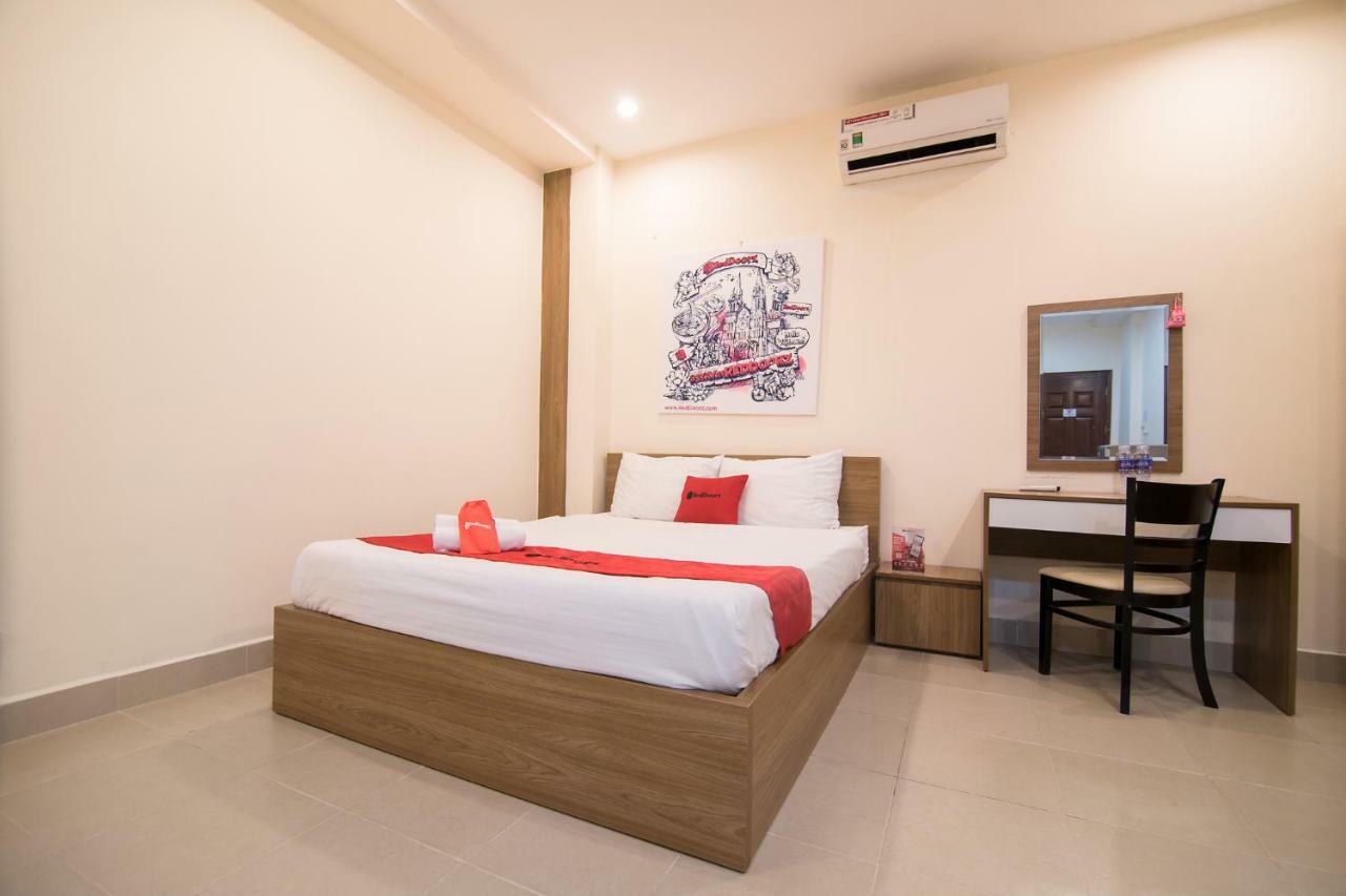 Reddoorz @ Hai Ba Trung Street Ho Chi Minh-stad Buitenkant foto