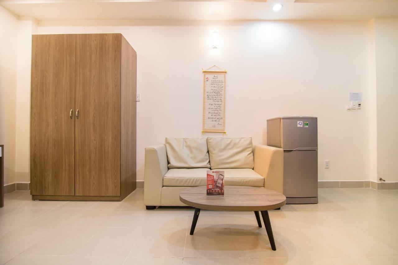 Reddoorz @ Hai Ba Trung Street Ho Chi Minh-stad Buitenkant foto